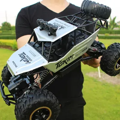 Large Drift Off road Remote Control Vehicle Four wheel Drive Climbing Toy Car