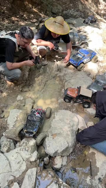 Is This Really Not Fun? RC Crawler Off-Road Adventure