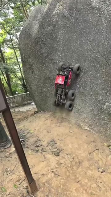 4061 to 6WD Conversion: Ultimate Performance Upgrade for RC Cars