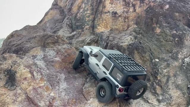 RC Crawler Model Car - Ultimate Off-Road Remote Control Vehicle