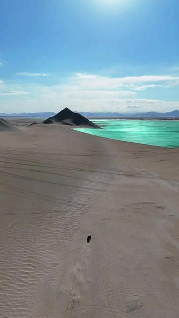 Tank 400 Uncharted Territory Desert Exploration